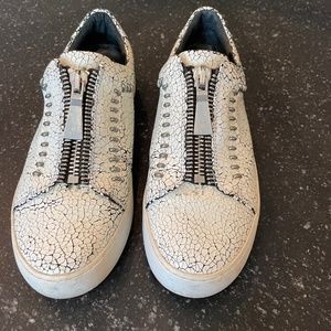 FRYE  -  Lena Rebel Zip Low Sneakers - White - size 7.5